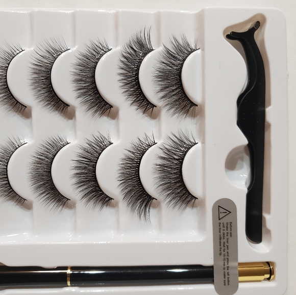 Magnetic Eyelash Kit - Picture 1 of 6
